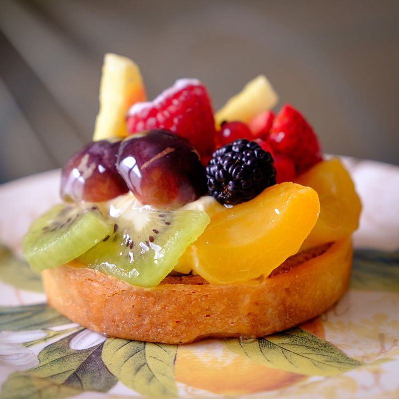 18 Fruit Desserts with an Elegant Restaurant-Style Look 8 Kiwi Lime Tart