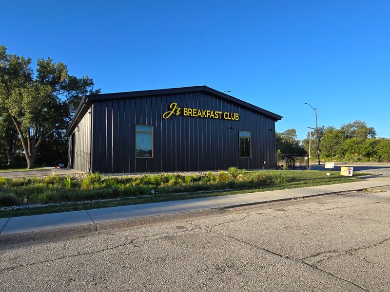 J’s Breakfast Club