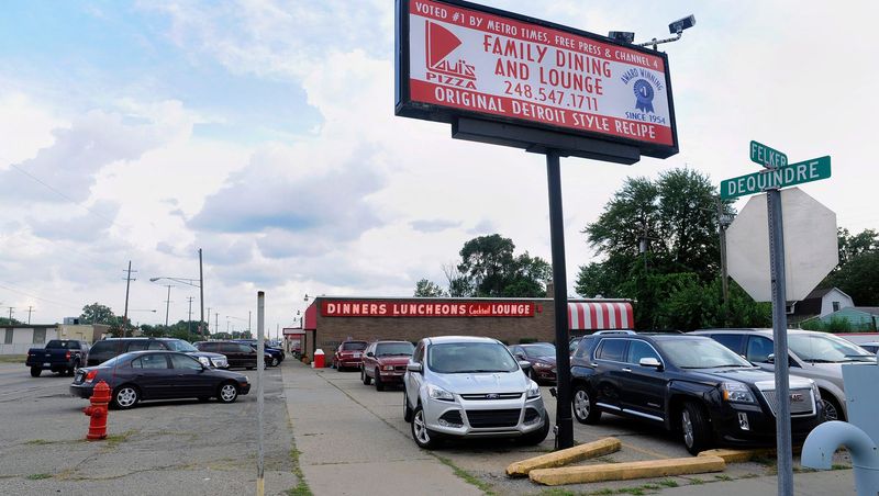 Loui’s Pizza – Hazel Park, MI