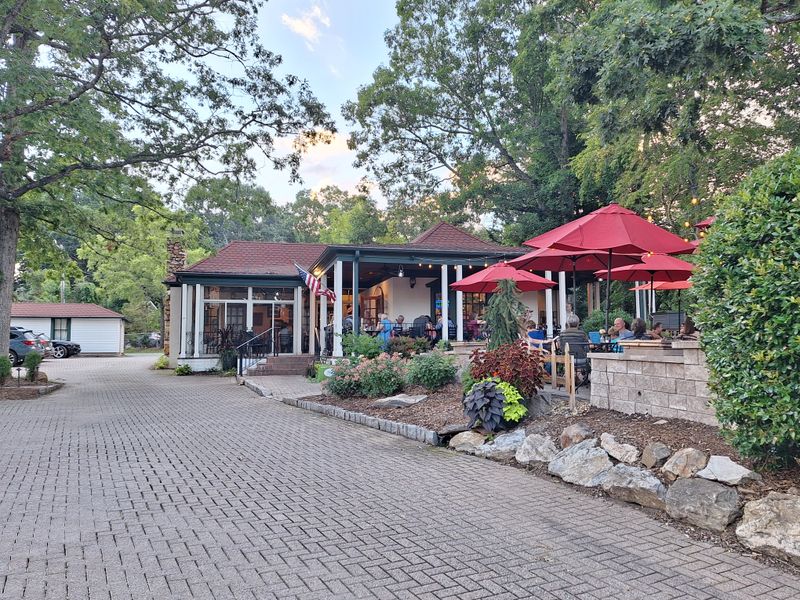 Black Mountain Bistro