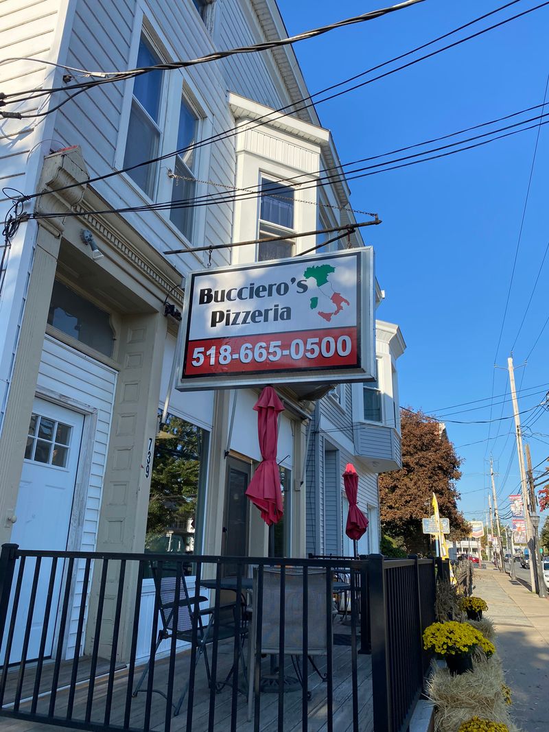Bucciero’s Pizzeria – Stillwater, NY