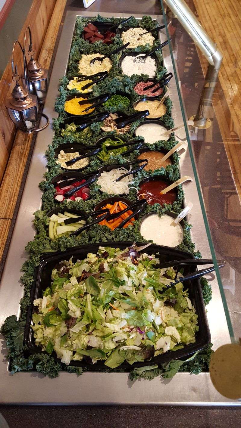 In Wisconsin, I Found A Tiny Café Serving “Sunday Dinner” Every Day Of The Week 8 Soup And Salad Bar Nostalgia