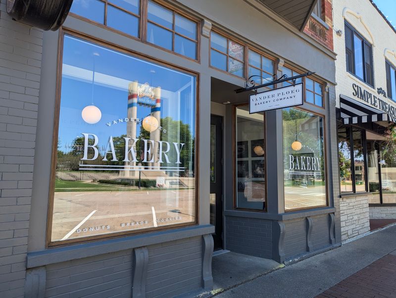 Vander Ploeg Bakery - Pella, Iowa