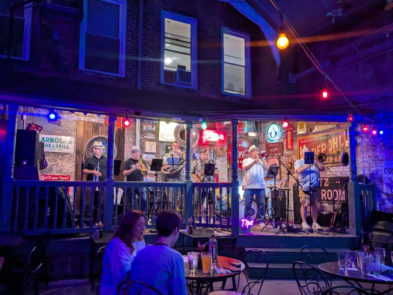 Arnold’s Bar and Grill - Cincinnati, Ohio