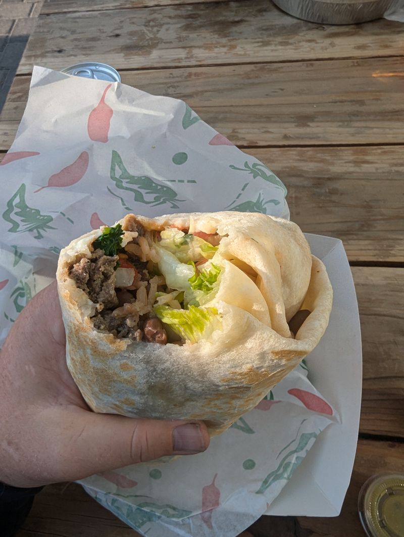 This Oregon Burger Joint Keeps Its Flat-Top Sizzling From Breakfast To Close 10 Service With Personality