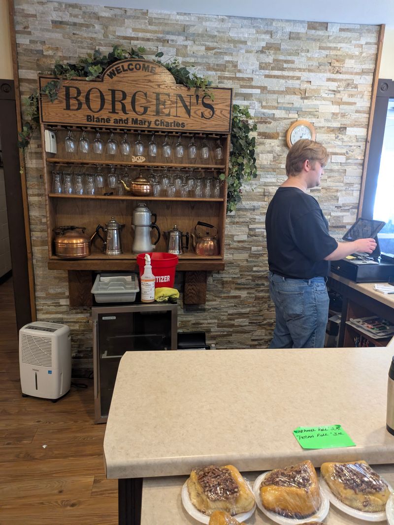 In Wisconsin, I Found A Tiny Café Serving “Sunday Dinner” Every Day Of The Week 3 Lefse Love: Norwegian Roots On A Plate