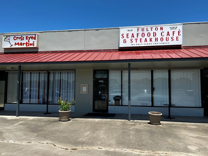 Driving The Gulf Coast Of Texas, I Found 11 Seafood Shacks (3 Had Sunset Views I’ll Never Forget) 11 Old Fulton Seafood Cafe & Steakhouse - Rockport, Texas