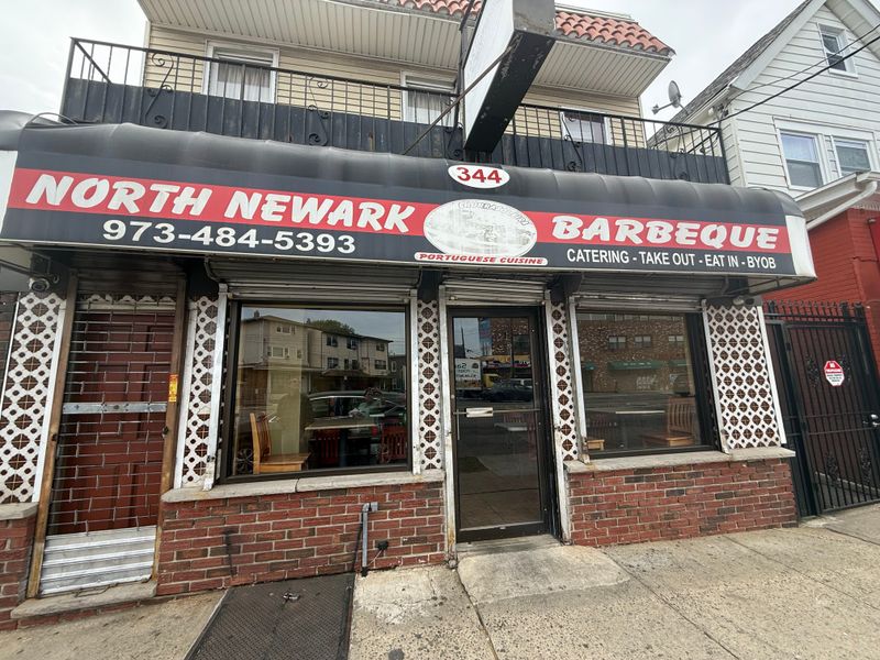 10 New Jersey Diners Where Pie And Coffee Still Feel Like A Proper Nightcap 9 North Newark Barbeque - Newark, NJ