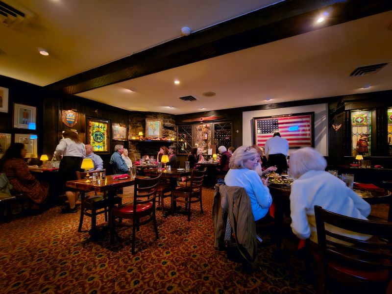 Old School Tavern Vibes