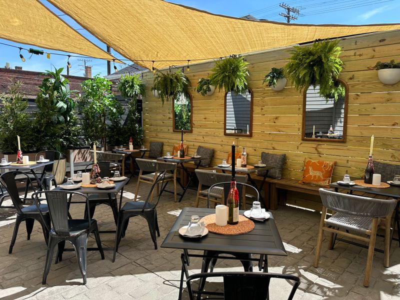 Amazonia - Lakewood, Ohio