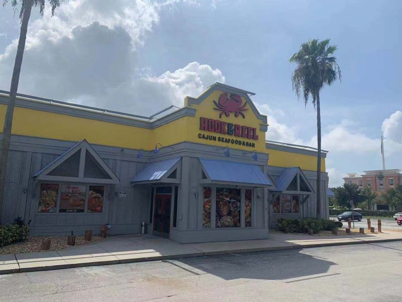 Hook & Reel Cajun Seafood & Bar - Orlando, Florida
