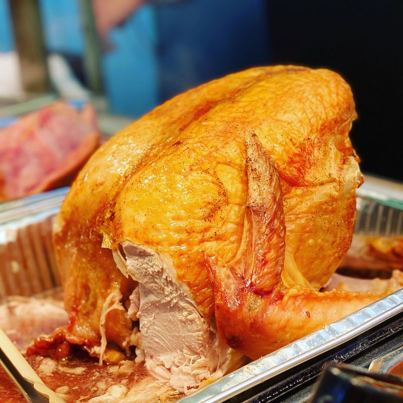 This North Carolina Family Diner Serves Turkey, Dressing, And Pie Long After November Ends 2 Year-Round Turkey And Dressing