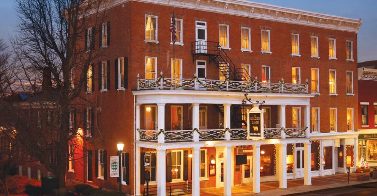 This Ohio Supper Spot Sells Out Nightly and Regulars Wouldnt Have It Any Other Way