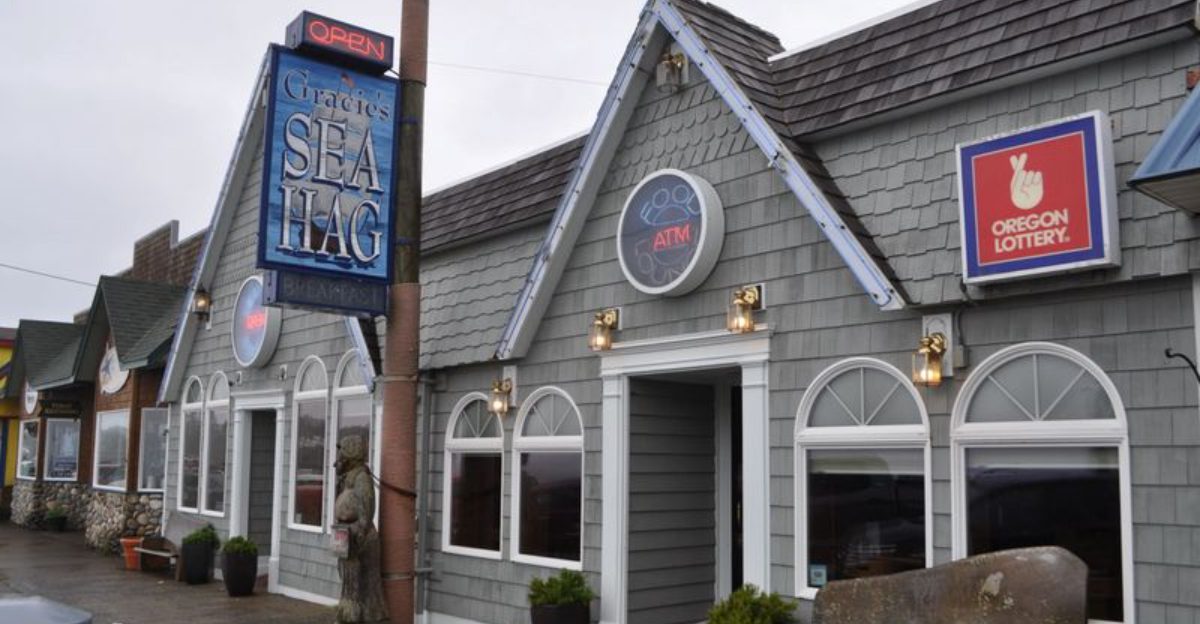 This Oregon Chowder Hut Is So Loved Locals Say Rainy Days Dont Count Without It