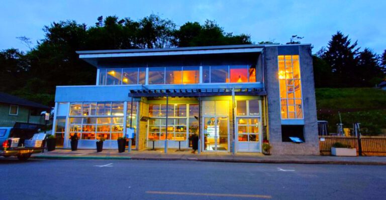 Touring Oregon’s Coast, I Found 10 Chowder Houses (4 Made Windy Days Feel Perfect)