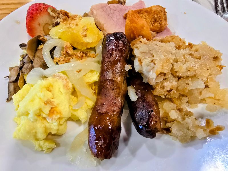 How To Reheat Leftovers Like A Local