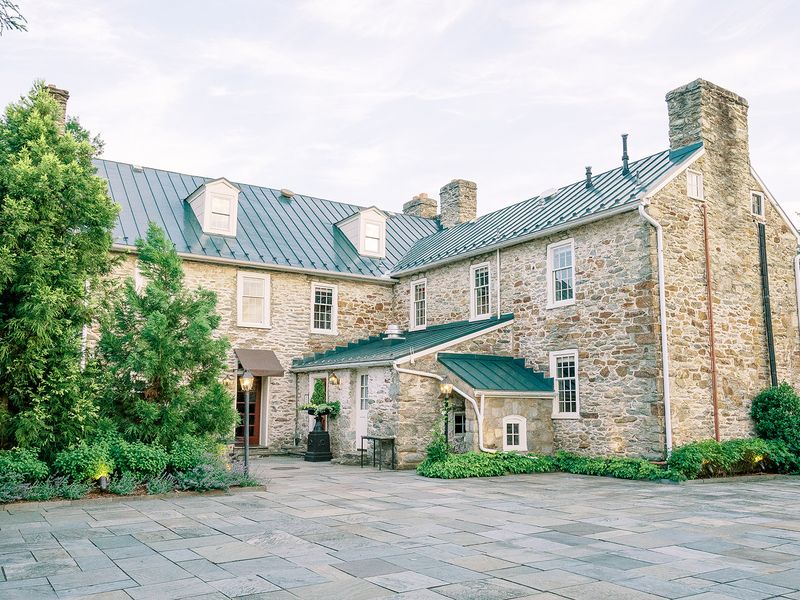 The Red Fox Inn & Tavern – Middleburg, Virginia