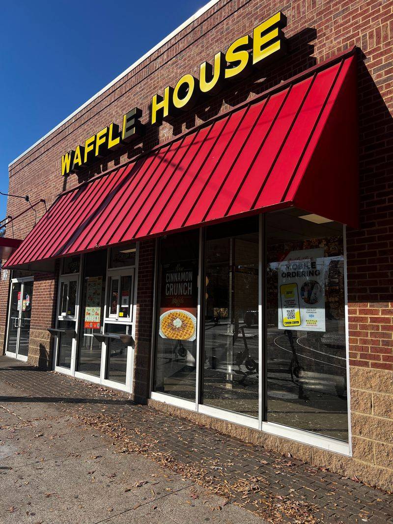 10 Roadside Breakfast Grills Across America Serving Plates That Cover the Whole Table 6 Waffle House - Atlanta, Georgia