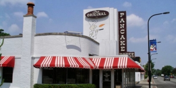 11 Breakfast Houses Across America Where the Syrup Never Stops Flowing