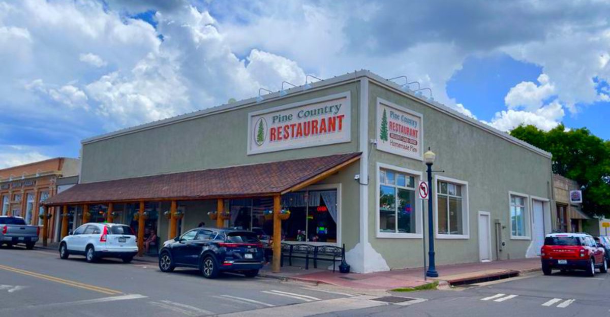 11 Country Cafés Across America Known for Biscuits So Good People Plan Road Trips Around Them 5 11 Country Cafés Across America Known for Biscuits So Good People Plan Road Trips Around Them