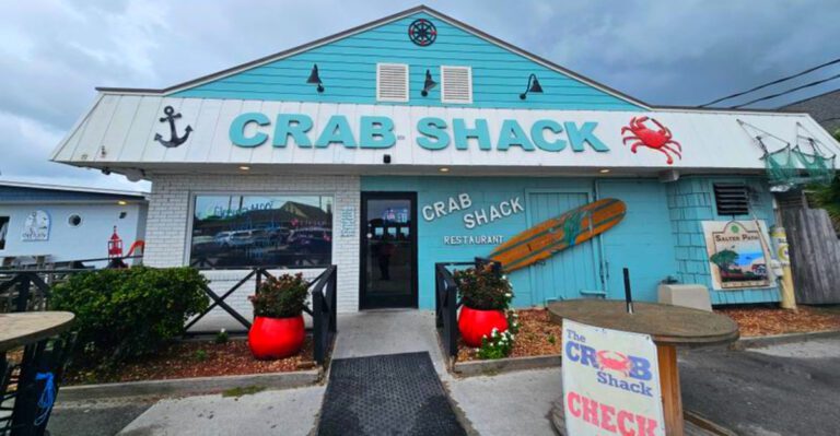 11 North Carolina Seafood Counters Where Hushpuppies Steal The Spotlight