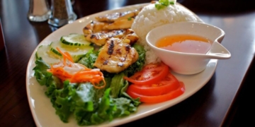 11 Vietnamese Noodle Bowls That Beat Your Usual Takeout