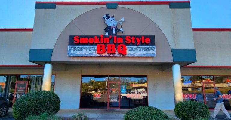 12 Arkansas BBQ Cabins Smoking Ribs The Old-School Way