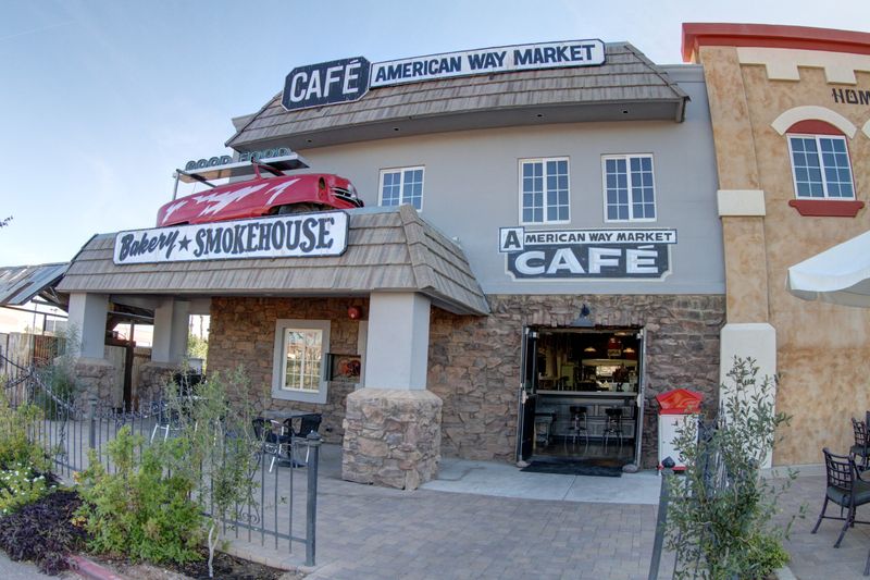 13 Arizona Winter-Night Steakhouses Where The Grill Smoke Feels Like Pure Comfort 10 American Way Smokehouse - Chandler, Arizona