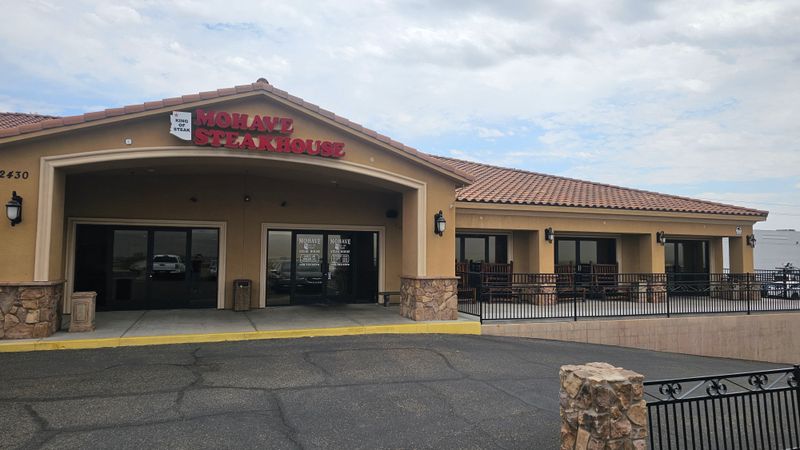13 Arizona Winter-Night Steakhouses Where The Grill Smoke Feels Like Pure Comfort 17 Mohave Steakhouse - Bullhead City, Arizona
