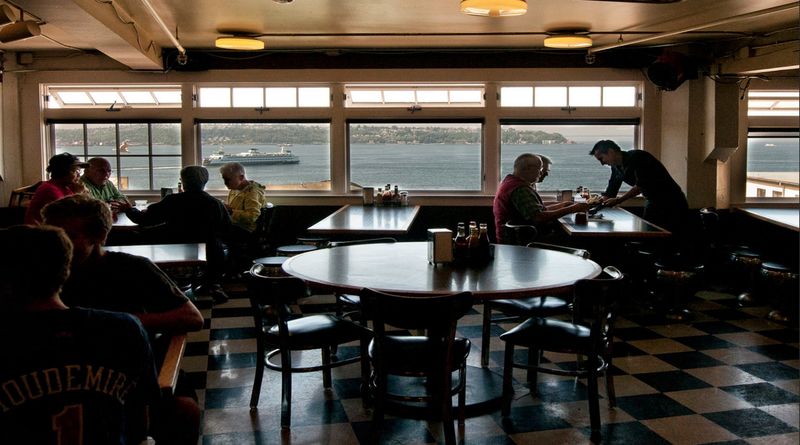 13 Washington Breakfast Spots Where Dungeness Crab Is The Morning Star 6 Lowell’s Restaurant – Seattle, WA