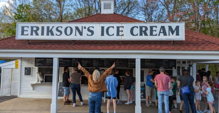 14 Massachusetts Ice Cream Windows That Only Open Seasonally And Still Sell Out Nightly