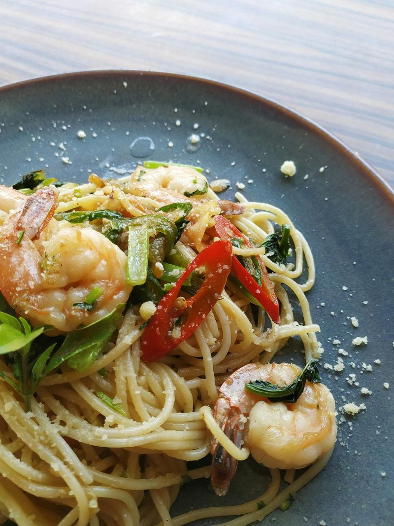 Spicy Garlic Shrimp Spaghetti