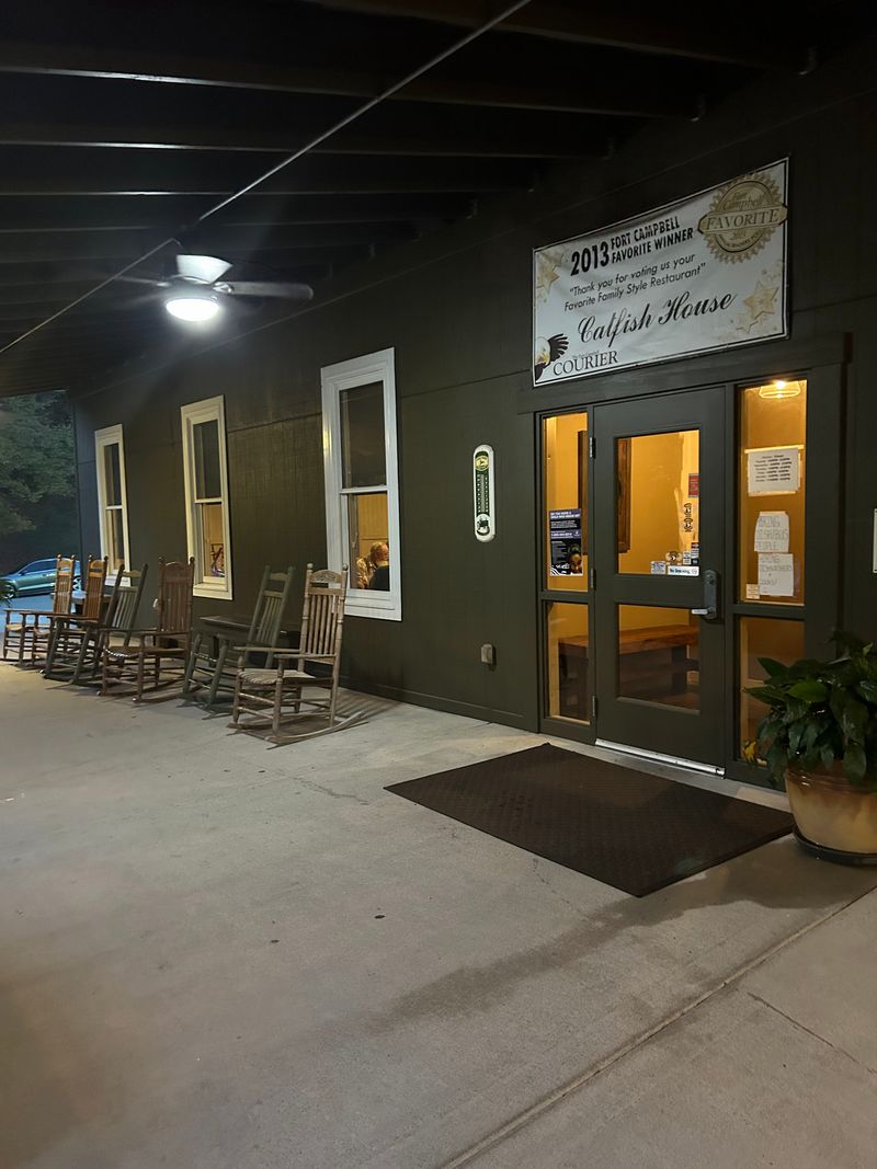 Catfish House - Clarksville, TN