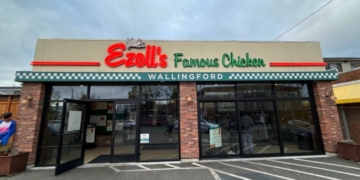 18 Fried Chicken Spots Across the USA Serving Crispy Like the Old Days