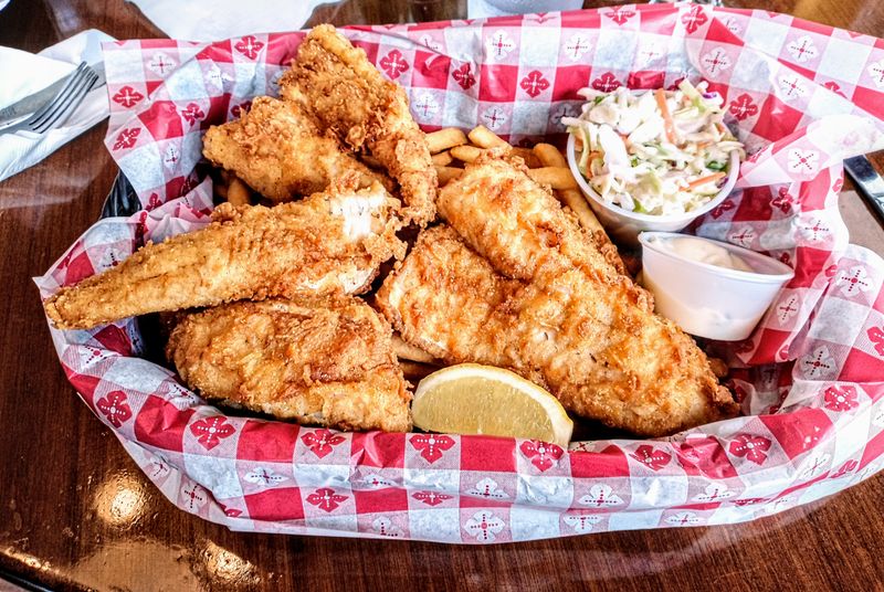 Mossbacks Island Grill and The Fishbowl Bar - Put-In-Bay, Ohio