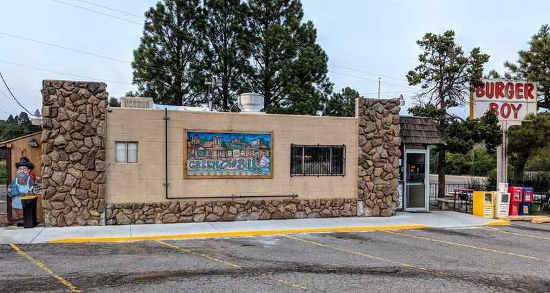 I Spent A Day In New Mexico Hunting 9 Green Chile Cheeseburgers And 2 Were Instant Favorites 10 Burger Boy - Cedar Crest, New Mexico