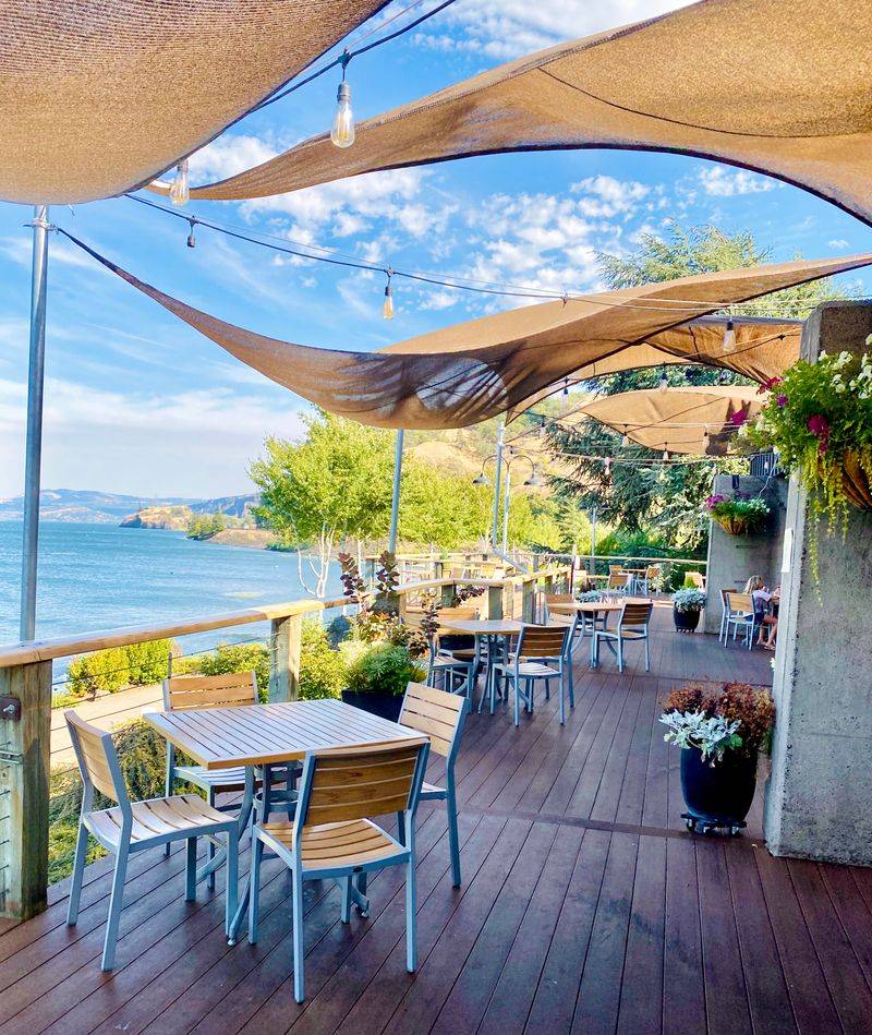 8 Oregon Riverfront Restaurants Serving Dishes Perfect For Winter Evenings 6 Riverside - Hood River, Oregon