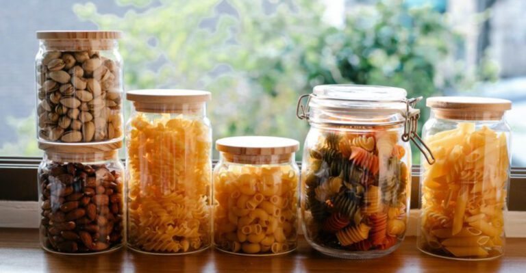 9 Retro Kitchen Habits That Made Food Taste Better (And Cost Less)