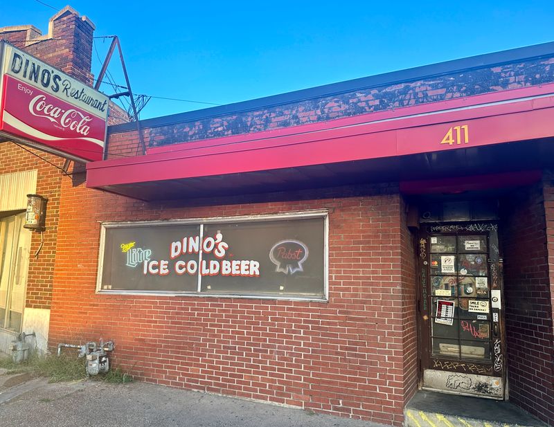 9 Tennessee Hot Dog Stands Keeping Slaw, Mustard, and Chili Exactly As Locals Expect 6 Dino's Bar & Grill - Nashville, Tennessee