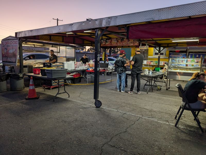 This Phoenix Taco Spot Serves Authentic Mexican Plates Locals Say Are Worth Seeking Out 13 Locals In Line, Stories In Tow