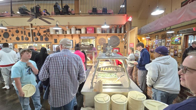 This Mississippi Buffet Serves Southern Comfort Food Locals Say Is Worth Loosening The Belt 11 Locals At The Line