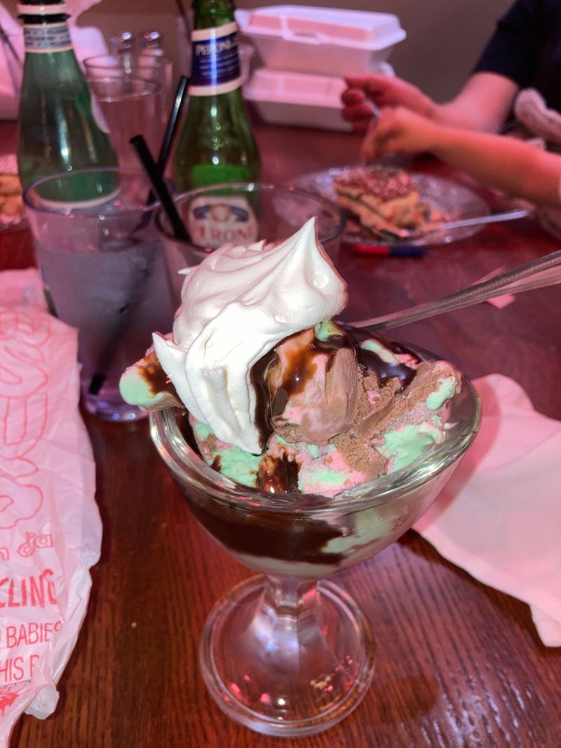 This Kansas City Italian Restaurant Serves Old-School Red Sauce Plates Locals Say Never Change 28 Dessert As A Gentle Curtain Call