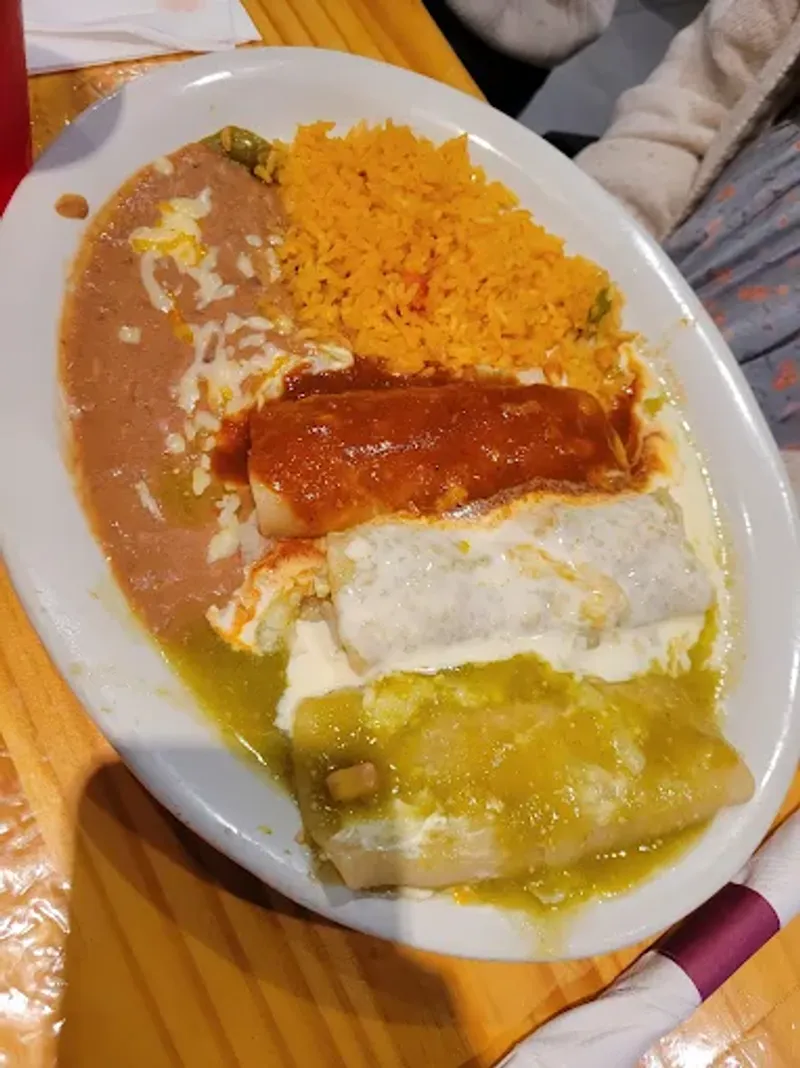 This Iowa Mexican Grill Serves Fajitas And Margaritas Locals Say Always Bring A Crowd 30 Final Bites, Last Sips