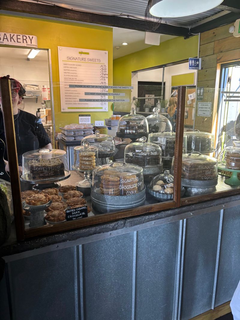 Location, Hours, And Planning Ahead