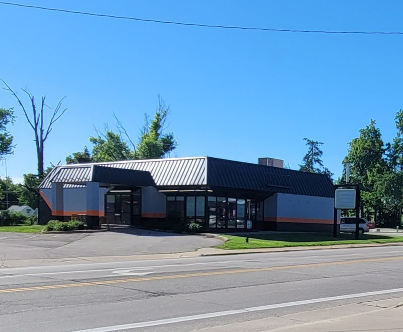 7 Iowa Burger Counters Where The Flat-Top Never Cools Down 11 Highway 30 Diner - Cedar Rapids, Iowa
