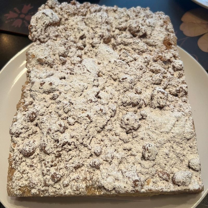 New Jersey crumb cake