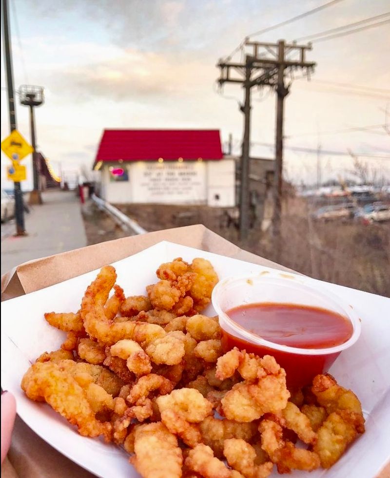 Calumet Fisheries - Chicago, Illinois