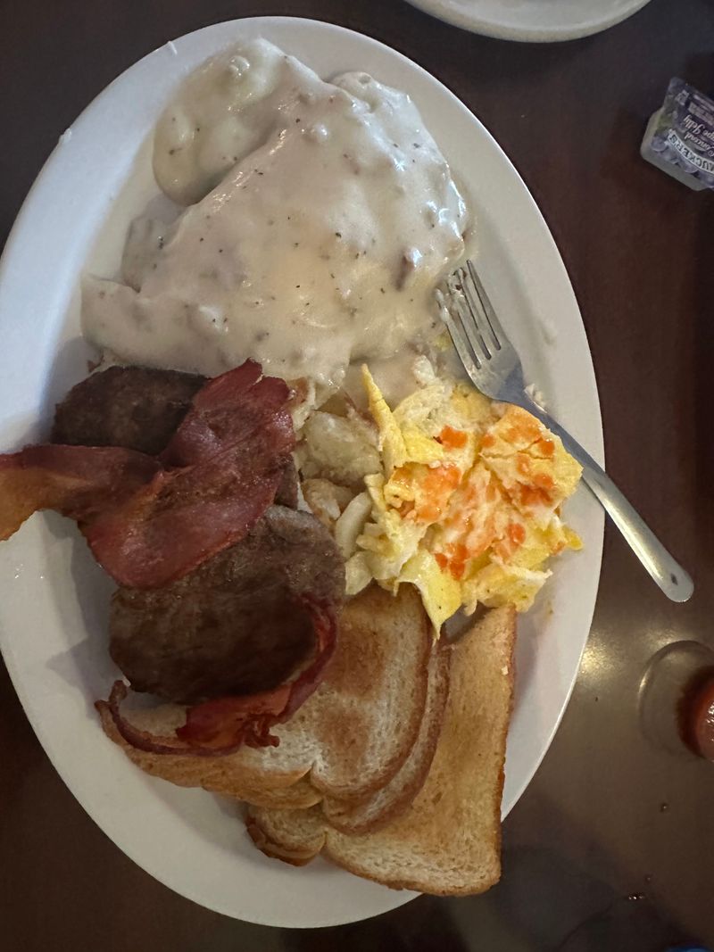Sausage Patties with Eggs and Grits