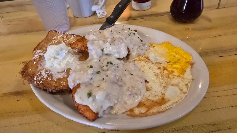 14 Arizona Budget Breakfast Spots Locals Pack Out Before The First Coffee Cool Down 19 Original Breakfast House – Phoenix, Arizona
