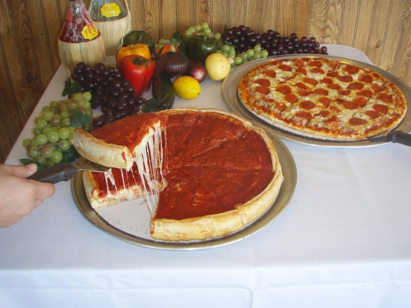 This Illinois Italian Counter Still Serves Red Sauce Like It’s 1955 19 Cannoli To Seal The Deal